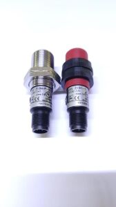 Leuze LSS318K-S12 50081335 + Leuze LSE318M/P-S12 50081340 Alıcı Verici Sensör Takım