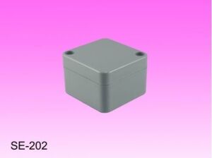 AK-SE-202 52x50x35 ABS IP65 Contalı Kutu