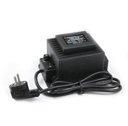 Mervesan Ms-500  İN:220VAC  OUT:110VAC 500VA Adaptör