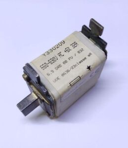 Sigorta Bıçaklı Ferraz Y330209 660-690V AC 32A