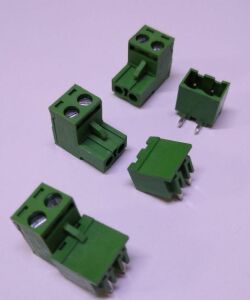 0/2 CHN 5,08mm 90°  DİŞİ+ERKEK TAKIM YEŞİL YANLARI KAPALI