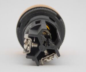 MOMENTUM MB3-EV056 22mm SARI 220V SİNYAL LAMBASI