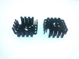 Alüminyum Soğutucu TO3 TO66 SOT9 SOT32  Kılıf Siyah Eloksallı 45 mm Kare TR20