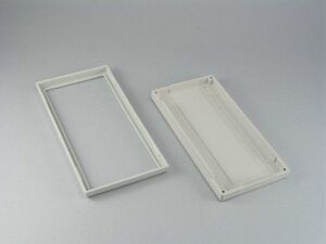 AK-PT-212 Siyah GÖVDE,KIRMIZI ÖNPANEL 72x144x162 Panel Tipi Kutu