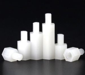 DİSTANS  PLASTİK  M3 HTS-335  ~ 35 mm