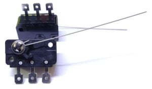 SWİTCH TELLİ  CN-05 80mm 17x31x14mm  SİYAH YANDAN TELLİ